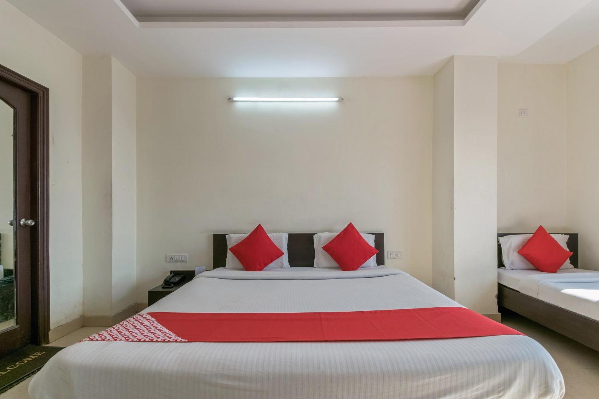 Oyo Hotel Triund Regency Katra  Exterior foto